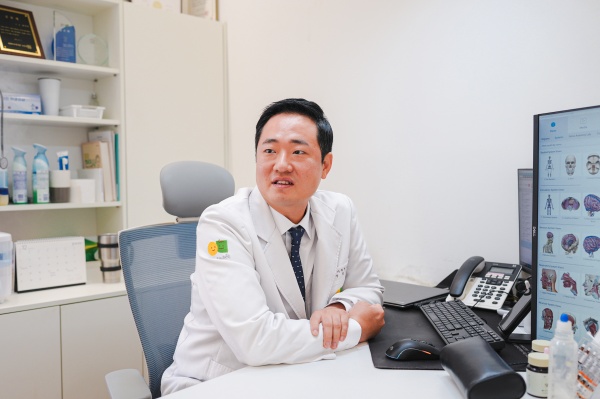 3bda5375e9f1497119cf6a30a83c5c54_1789342050_4958.jpg 난임한의원 진료 모습