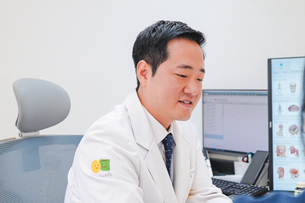 414ef7cd69c92486151ba2c741139b4c_1792370424_1103.jpg 동탄난임한의원 진료모습